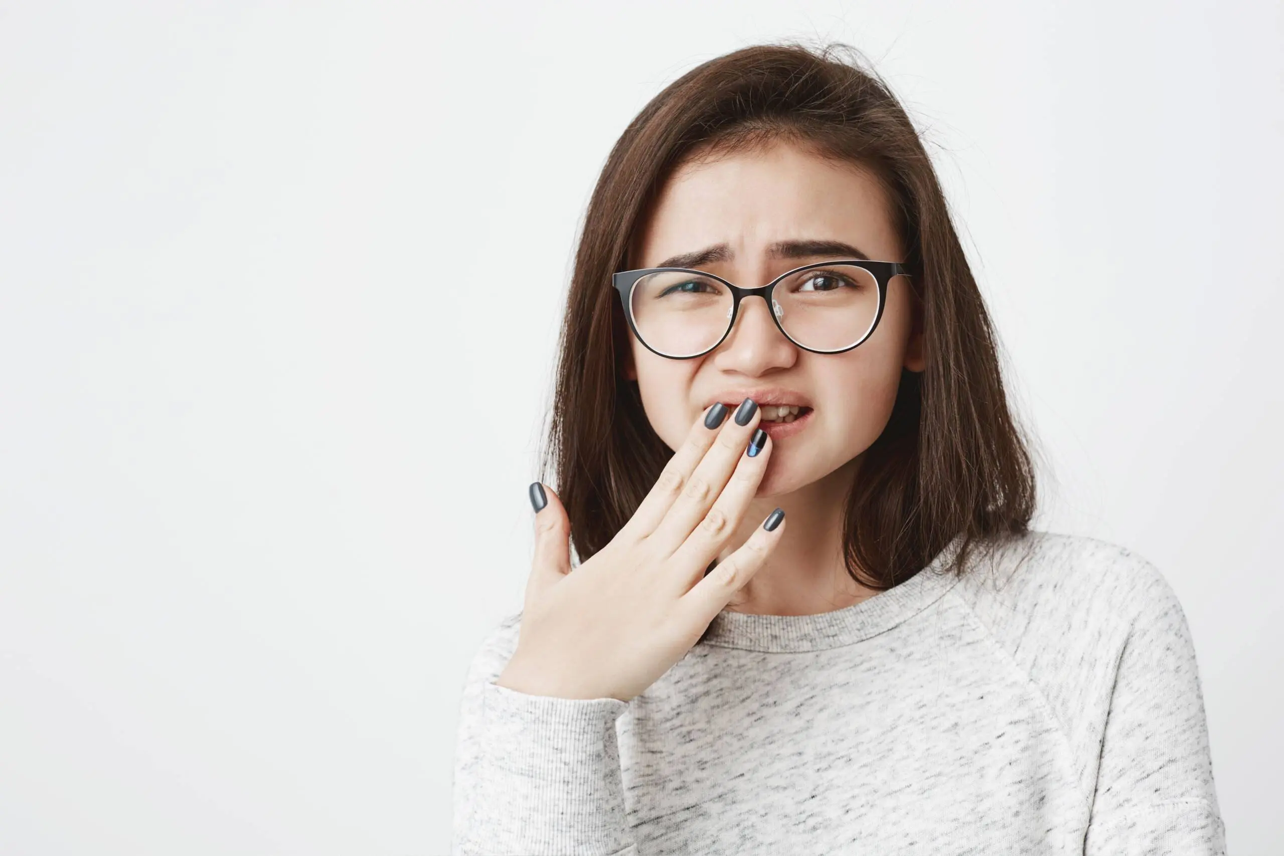 Dentes Tortos: Complicações e Tratamentos na allegra