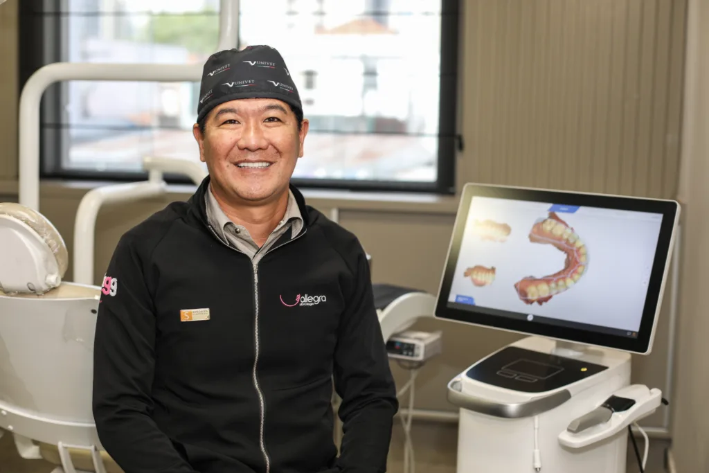 Dr. Rodolfo Segawa -Especialista em próteses dentárias - Dono da Allegra Odontologia
